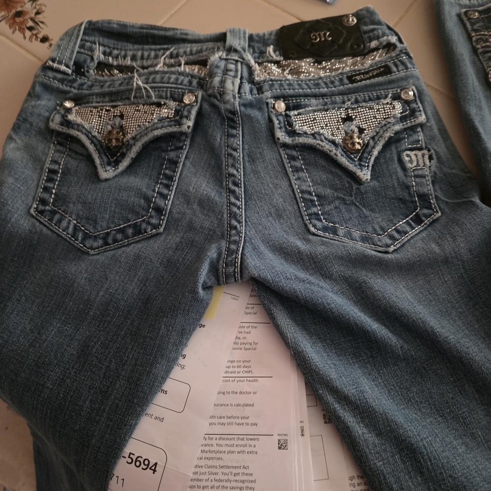 Women's Chic Blue Boot Cut Jeans with Embellished Pockets